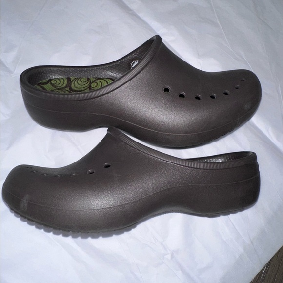 Crocs Tully Women’s Size 6 - Picture 4 of 5
